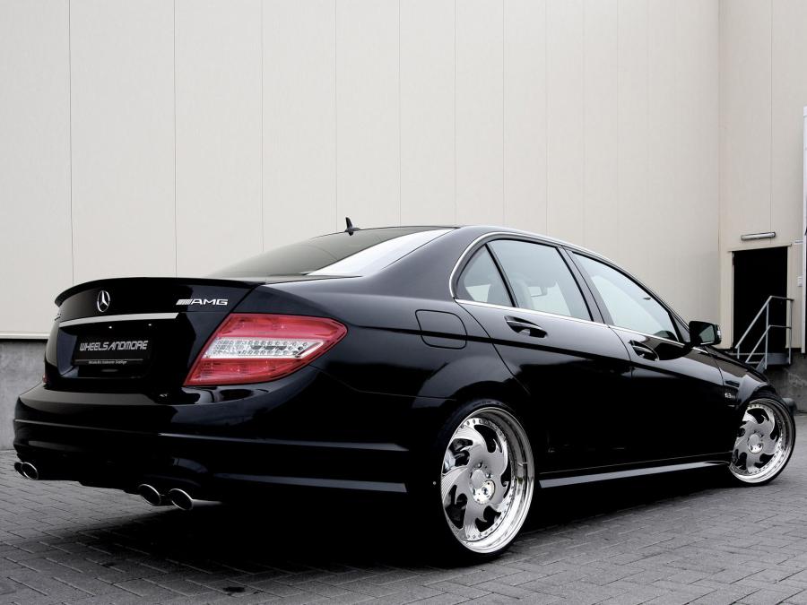  Mercedes-Benz C63 AMG by Wheelsandmore 2010 года  (фото 4 из 6)